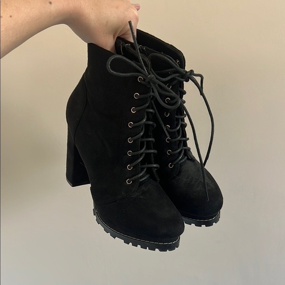Black Chunky Heel Lace Up Boots - Picture 1 of 10
